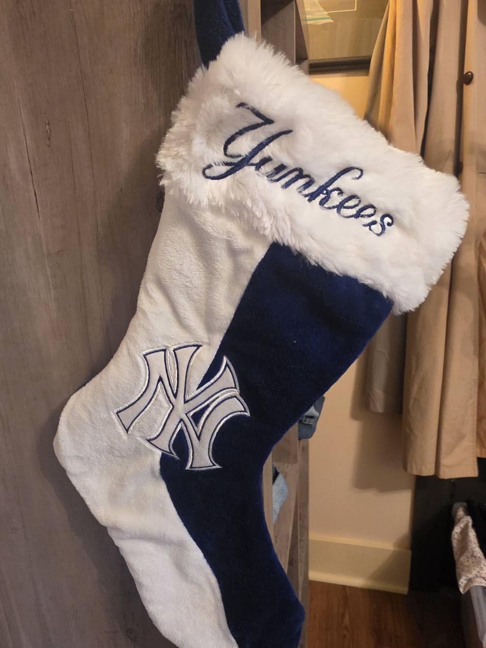 Forever Collectibles New York Yankees Navy and White Holiday Stocking